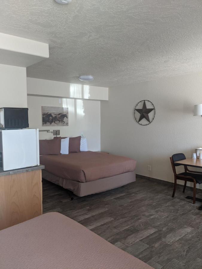 Little Daisy Motel Коттонвуд Екстер'єр фото